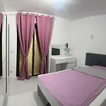 Alisha Apartamento *