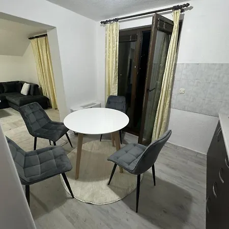 Alisha Apartament